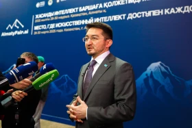 Kazakhstan does not plan to export communication satellites - head of the Ministry of Digital Industry - photo 2