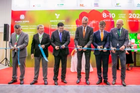 The International Flower Exhibition is taking place in Astana. - photo 8