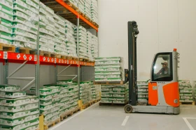 Шымкенттегі логистикалық орталығы - фото 13