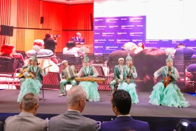 Француздың «Такси» фильміндегі культтік көлік Астанадағы көрмеде таныстырылды - фото 24