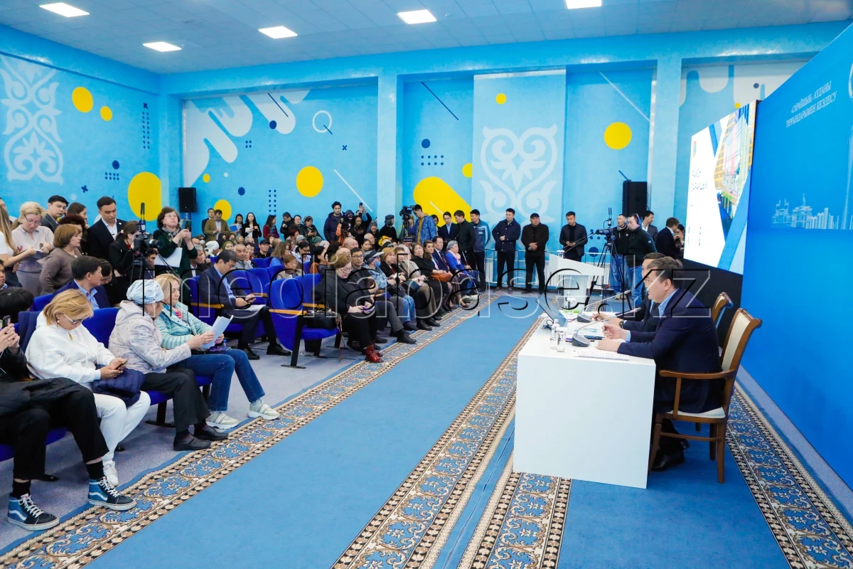 Астана әкімі Жеңіс Қасымбек Сарайшық ауданының тұрғындарымен кездесу өткізді - фото 1