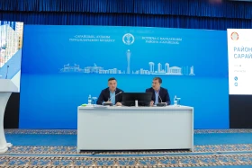 Астана әкімі Жеңіс Қасымбек Сарайшық ауданының тұрғындарымен кездесу өткізді - фото 11