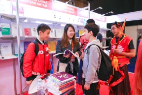 The 8th International Book Exhibition and Fair "Astana Eurasian Book Fair – 2025" has started in the capital. - photo 6