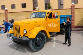Астанада соғыс жылдары маңызды рөл атқарған ретро-автокөліктер көрмеге қойылды - фото 18