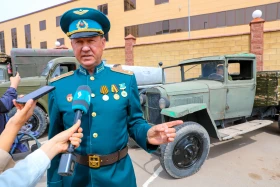 Астанада соғыс жылдары маңызды рөл атқарған ретро-автокөліктер көрмеге қойылды - фото 21