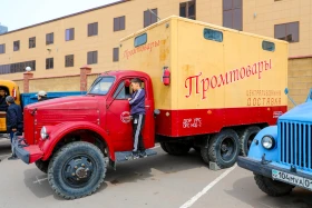 Астанада соғыс жылдары маңызды рөл атқарған ретро-автокөліктер көрмеге қойылды - фото 22