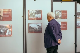 KAZINFORM ФОТОШЕЖІРЕСІ: елордада Жеңістің 80 жылдығына арналған көрме ашылды - фото 2