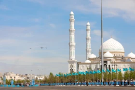 In the sky over Astana: what aircraft were showcased at the Victory Day military parade - photo 24