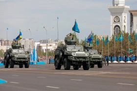 Алғаш рет Жеңіс парадында Қазақстанның ең жаңа ұрпағы бронетехникалары TAIMAS және AIBAR таныстырылды - фото 4