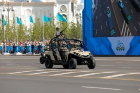 Алғаш рет Жеңіс парадында Қазақстанның ең жаңа ұрпағы бронетехникалары TAIMAS және AIBAR таныстырылды - фото 23