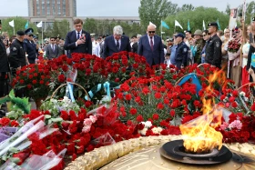 Астанада Жеңіс күніне арналған «Бейбіт аспан астында» атты ауқымды мереке өтті - фото 19