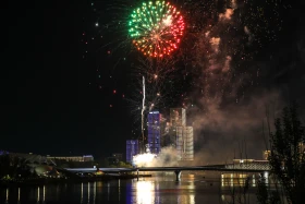 Astana celebrates 80th anniversary of Great Victory with spectacular fireworks show - photo 3