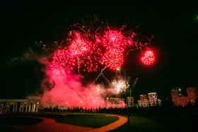 Astana celebrates 80th anniversary of Great Victory with spectacular fireworks show - photo 9