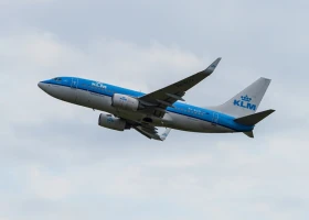 Аспан, ұшақ, фотоаппарат ұстаған қыз: Қазақстандағы споттинг құпиялары - фото 9