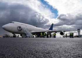 Аспан, ұшақ, фотоаппарат ұстаған қыз: Қазақстандағы споттинг құпиялары - фото 19