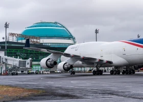 Аспан, ұшақ, фотоаппарат ұстаған қыз: Қазақстандағы споттинг құпиялары - фото 20