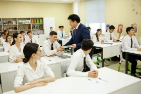 Minister of Education Gani Beisembayev held a homeroom session for students in the capital. - photo 14