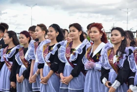 Оқу-ағарту министрі оқушыларды оқу жылының аяқталуымен құттықтады - фото 5