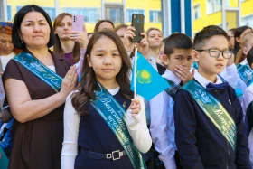 Оқу-ағарту министрі оқушыларды оқу жылының аяқталуымен құттықтады - фото 21