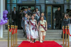 Оқу-ағарту министрі оқушыларды оқу жылының аяқталуымен құттықтады - фото 35