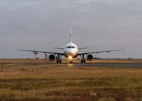 Аспан, ұшақ, фотоаппарат ұстаған қыз: Қазақстандағы споттинг құпиялары - фото 30