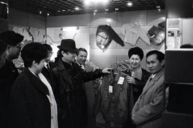 Көрме секілді дүкендер: 90-жылдардағы Үрімжідегі қытайлық сауда - фото 20