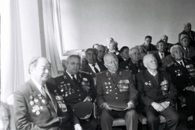 1970-жылдардағы Алматыдағы ардагерлер кеңесі: ұжым және партия жиналыстары - фото 10