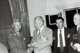 1970-жылдардағы Алматыдағы ардагерлер кеңесі: ұжым және партия жиналыстары - фото 14