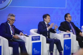 Астана халықаралық форумы жұмысын бастады - фото 31