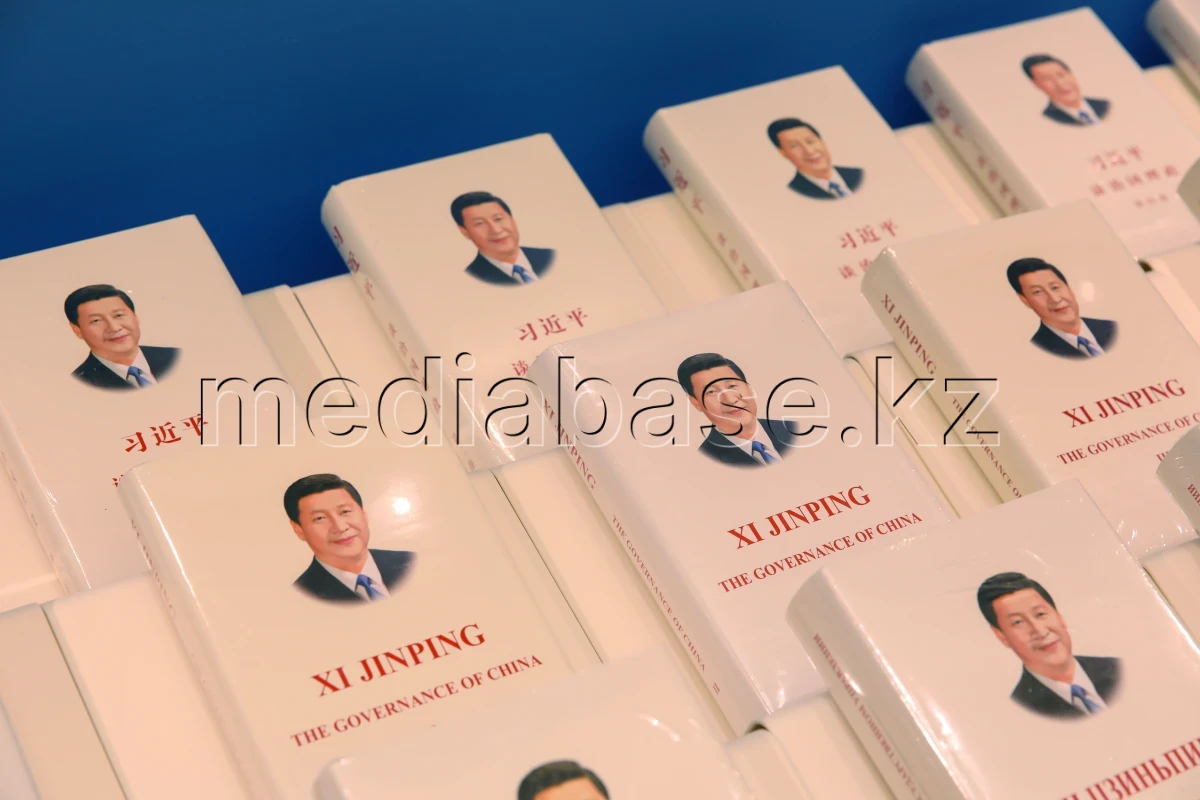 Астанада Си Цзиньпиннің қазақ тіліндегі кітабы таныстырылды - фото 1
