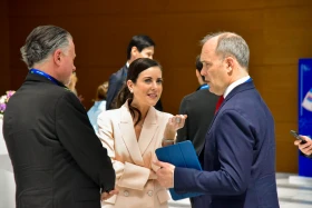 Астана халықаралық форумы жұмысын бастады - фото 37