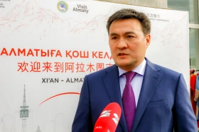 Алматыға Қытайдың Сиань қаласынан туристік пойыз келді - фото 2