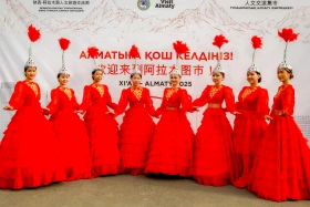 Алматыға Қытайдың Сиань қаласынан туристік пойыз келді - фото 5