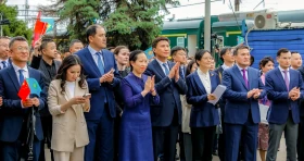 Алматыға Қытайдың Сиань қаласынан туристік пойыз келді - фото 9