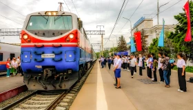 Алматыға Қытайдың Сиань қаласынан туристік пойыз келді - фото 1