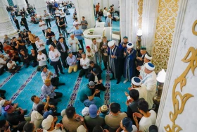Kazakhstan celebrates Eid al-Adha with nationwide mosque prayers - photo 5