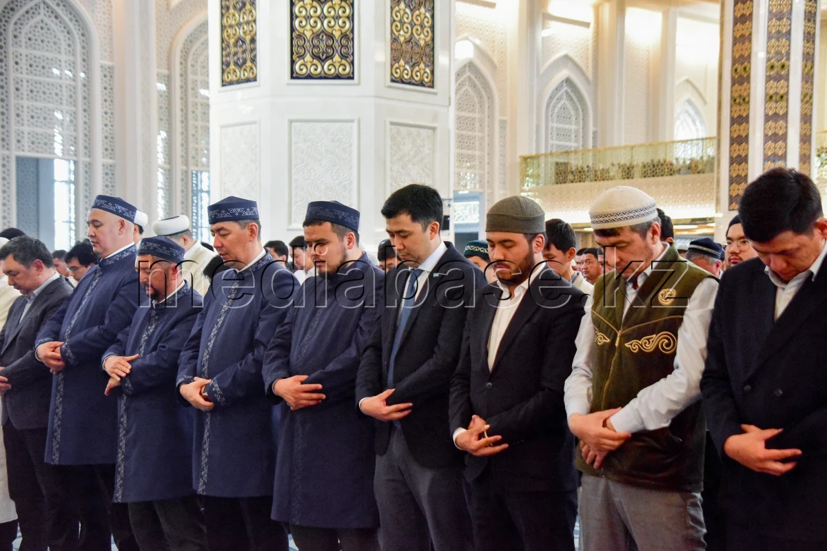 Kazakhstan celebrates Eid al-Adha with nationwide mosque prayers - photo 1