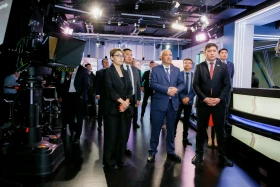 Қырғызстан Парламентінің төрағасы ҚР Президенті Телерадиокешенінде болды - фото 15