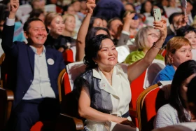 Сертификаты и путевки в санатории вручили лучшим медработникам Астаны - фото 23