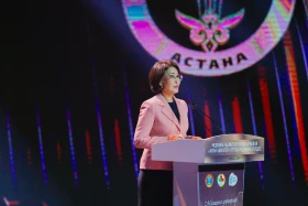 Сертификаты и путевки в санатории вручили лучшим медработникам Астаны - фото 24