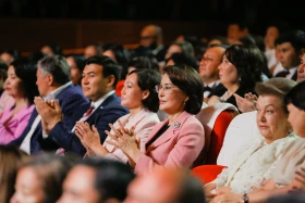 Сертификаты и путевки в санатории вручили лучшим медработникам Астаны - фото 25