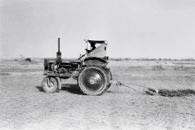 Т-24 тракторы: даладағы сенімді дизель көмекші - фото 2