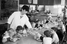 Free School Meals in Kamenka: A Soviet Model of Social Care - photo 1