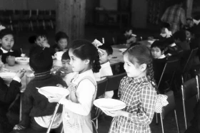 Каменка мектептеріндегі тегін тамақтандыру: кеңестік қамқорлық үлгісі - фото 7