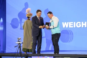 Астанада жастар арасында ауыр атлетикадан Азия чемпионаты басталды - фото 34