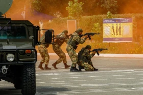 25-летие Десантно-штурмовых войск отметили в Конаеве - фото 11