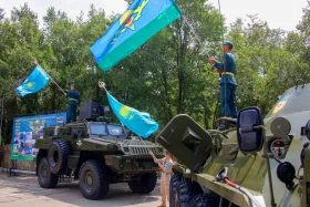 25-летие Десантно-штурмовых войск отметили в Конаеве - фото 21