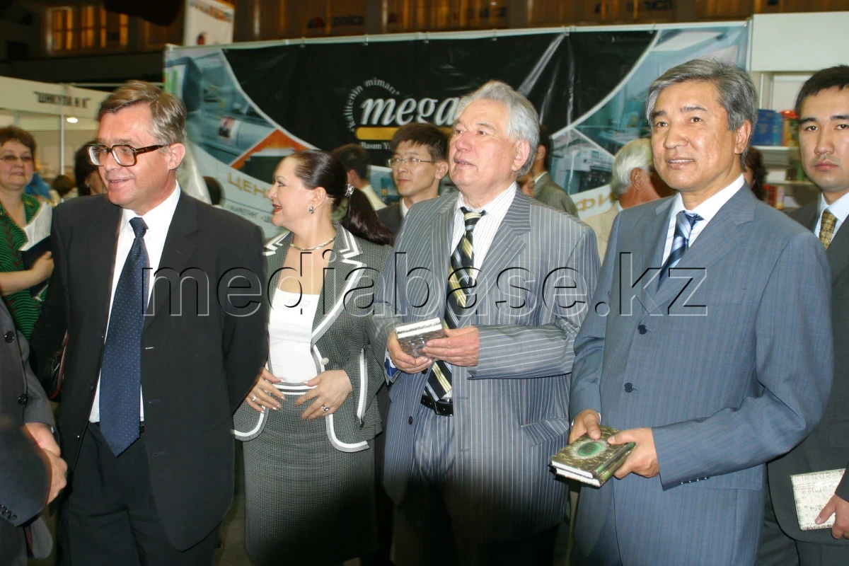 Халықаралық кітап жәрмеңкесі - фото 1