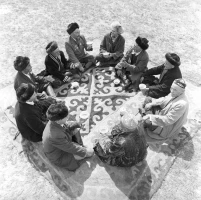 Ақсақалдар кеңесі, 1970 жыл. - фото 1