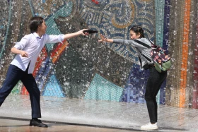 Балаларды қорғау күні: Елордада бүлдіршіндерді қалай құттықтады - фото 9